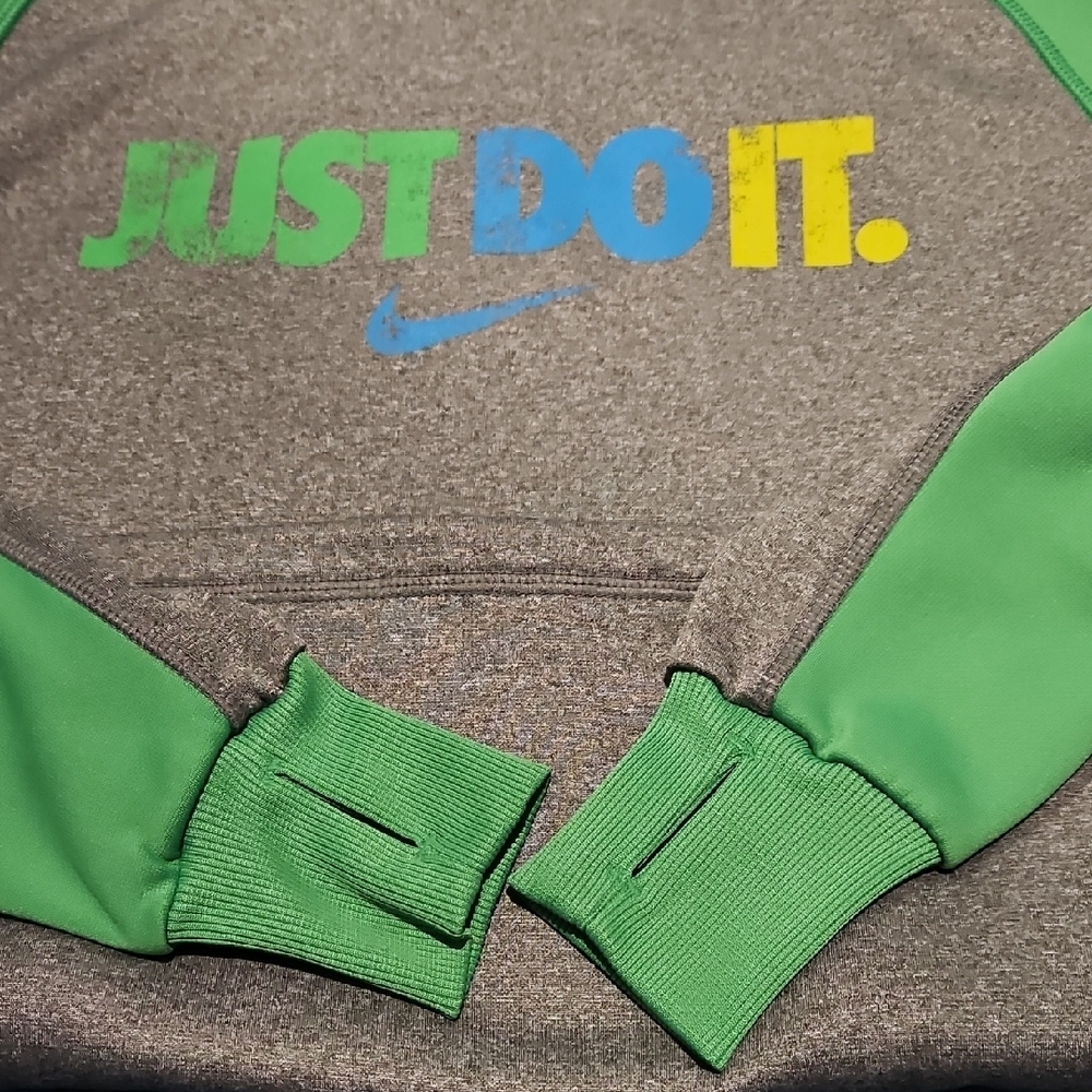 Nike Green and Gray Hoodie - Picture 6 of 9